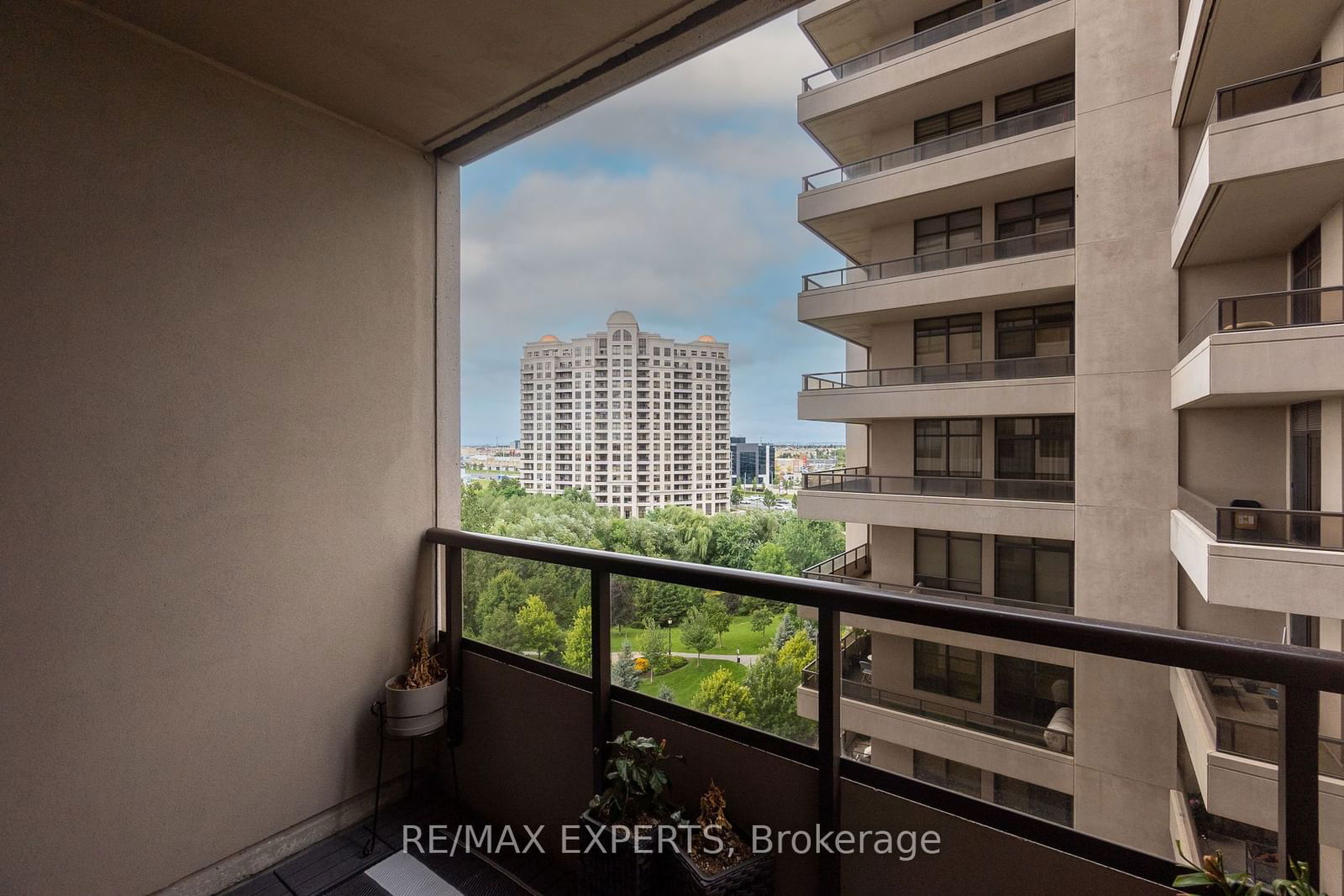 9255 Jane St, unit 715 for rent - image #23