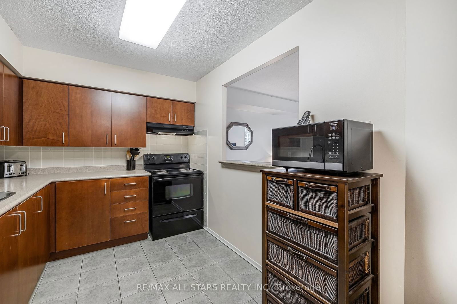 260 Davis Dr, unit 212 for sale