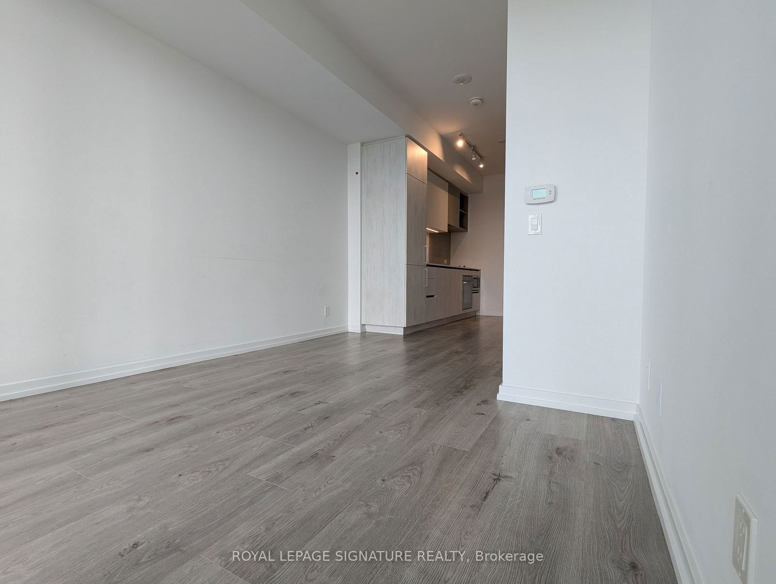 7890 Jane St, unit 2607 for rent - image #6