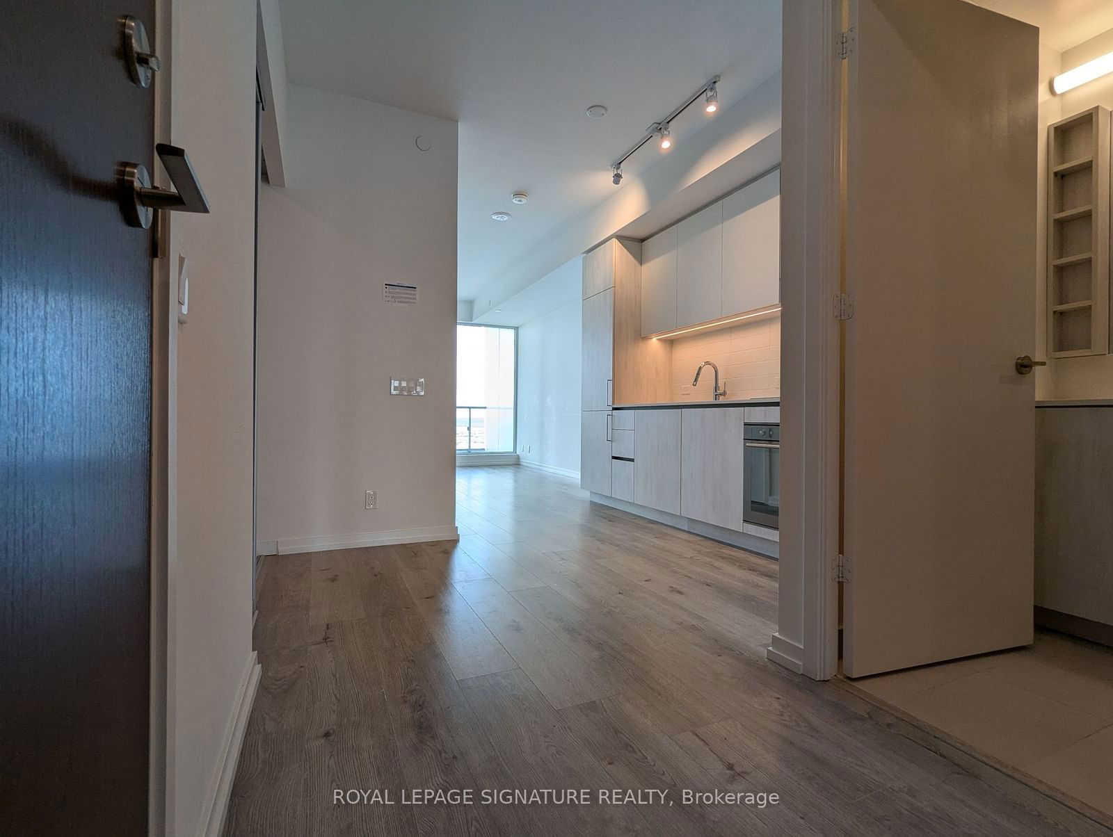 7890 Jane St, unit 2607 for rent - image #8