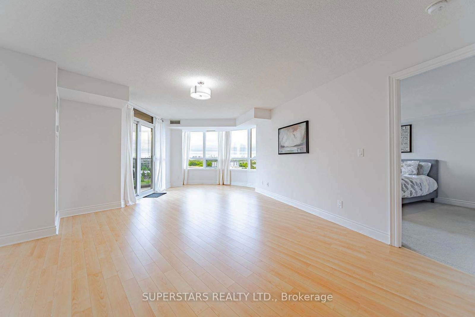 23 Cox Blvd, unit 1063 for sale - image #5