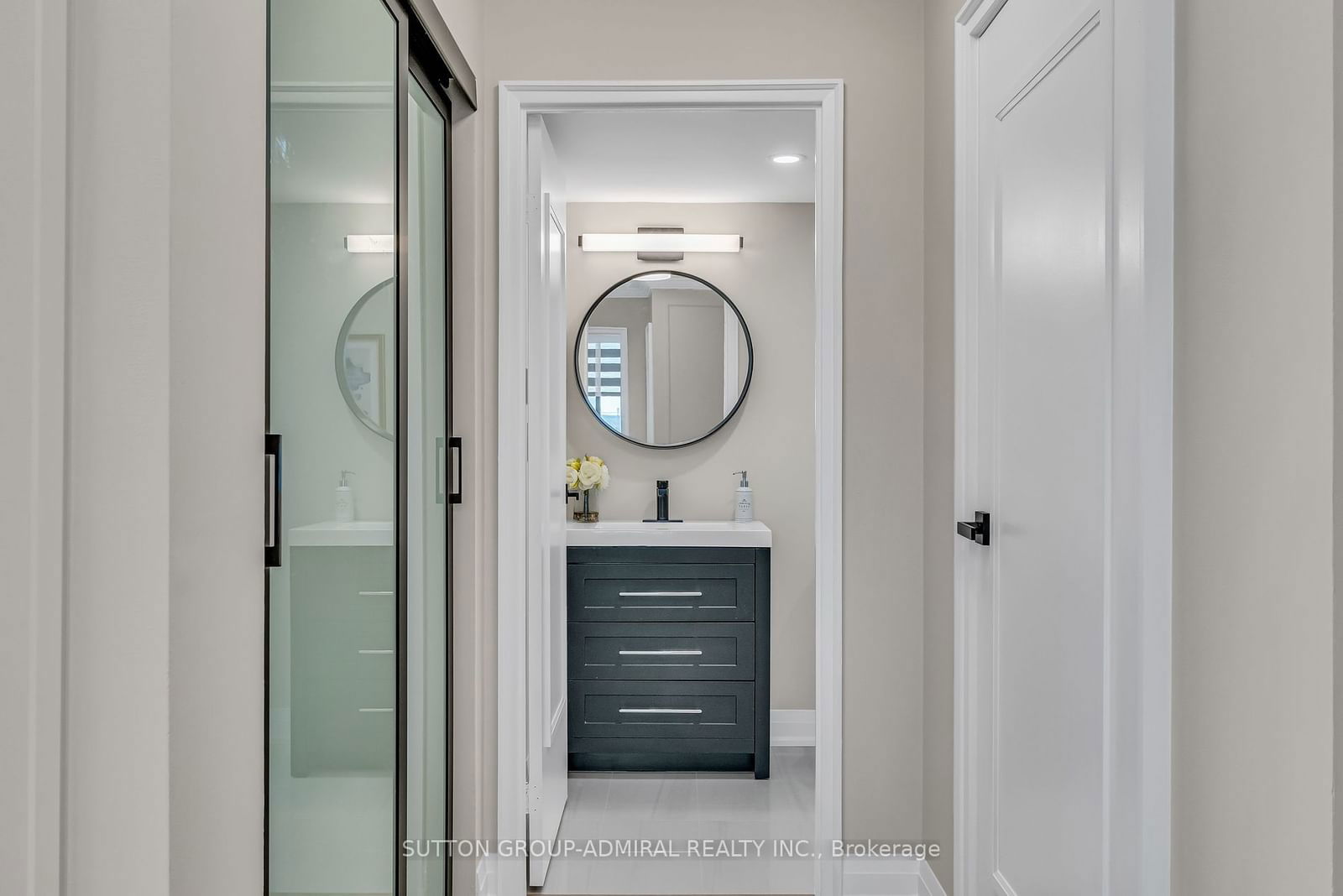 7601 Bathurst St, unit 701 for sale - image #5