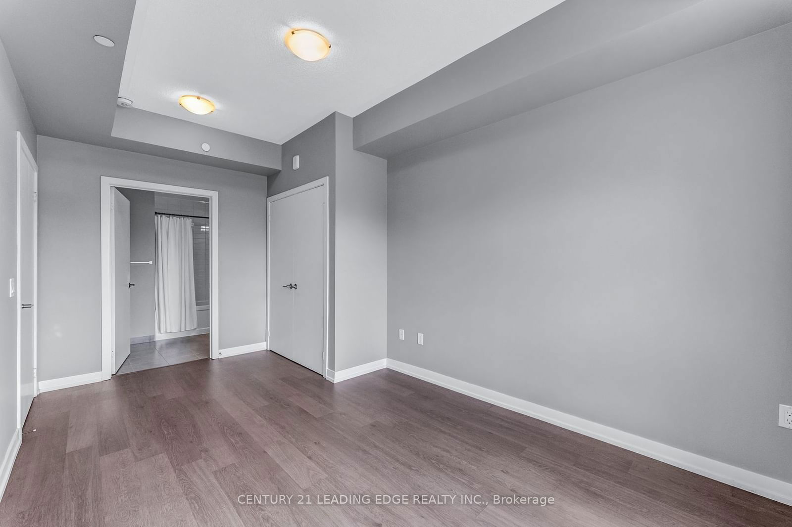 555 William Graham Dr, unit 124 for sale - image #8