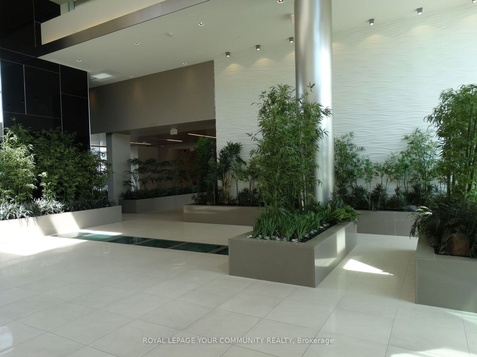 9600 Yonge St, unit 515B for rent - image #29