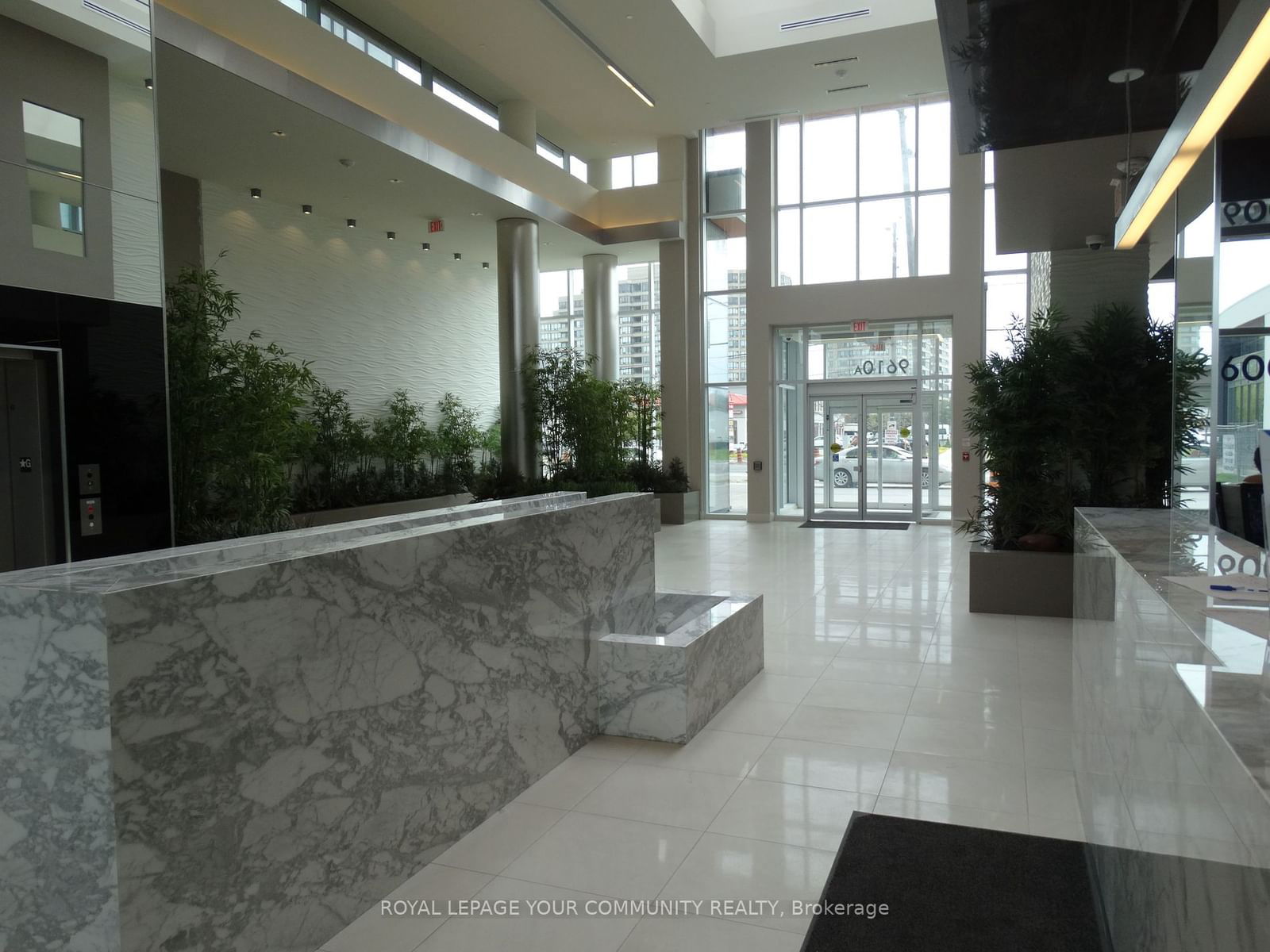 9600 Yonge St, unit 515B for rent - image #30