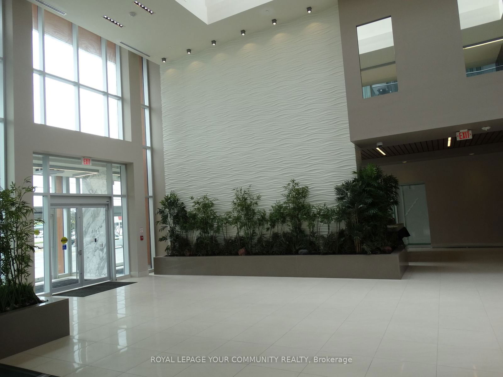 9600 Yonge St, unit 515B for rent - image #31