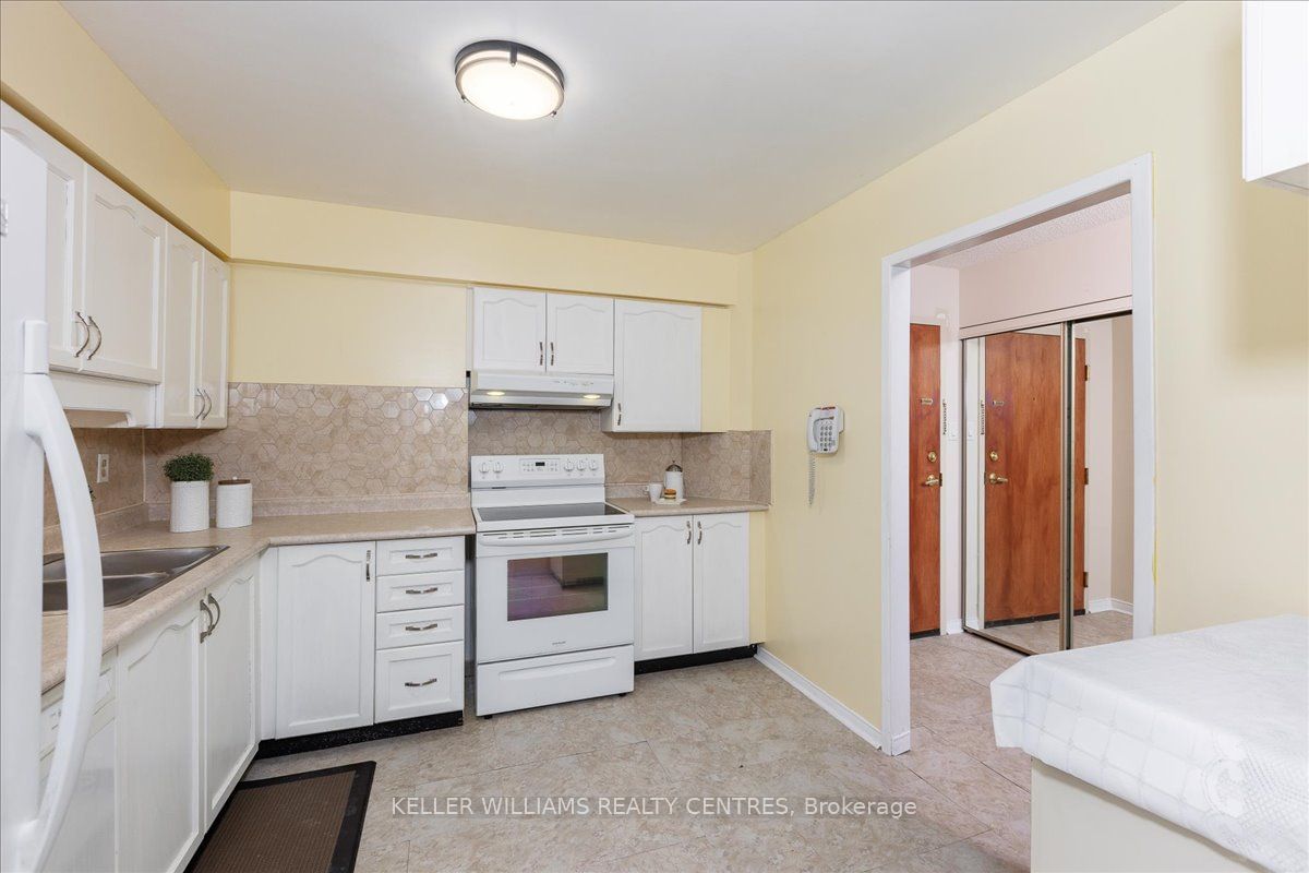 111 Grew Blvd, unit 211 for sale - image #7