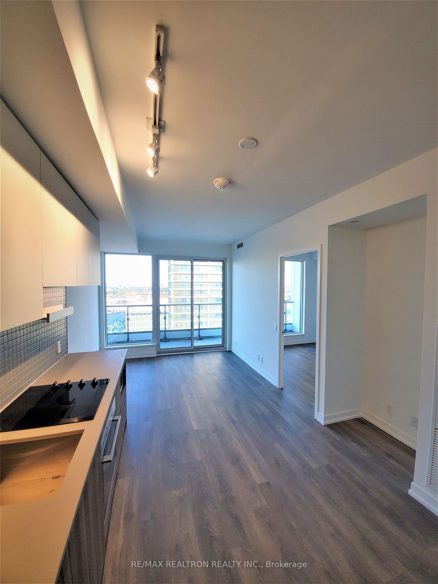 898 Portage Pkwy, unit 2107 for rent - image #7