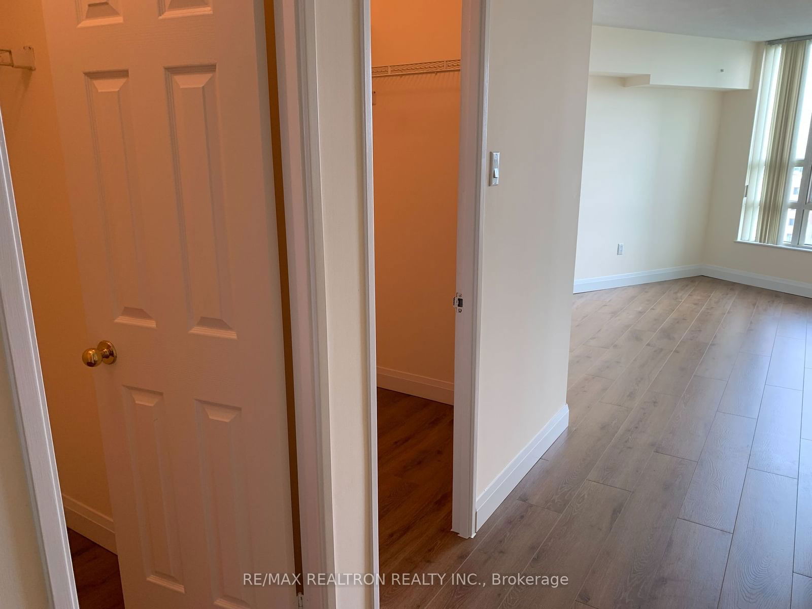 7825 Bayview Ave, unit 1108 for rent - image #10