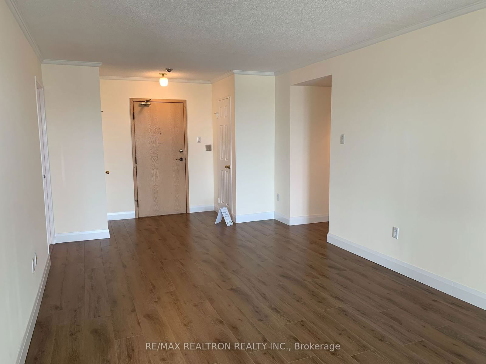 7825 Bayview Ave, unit 1108 for rent - image #4