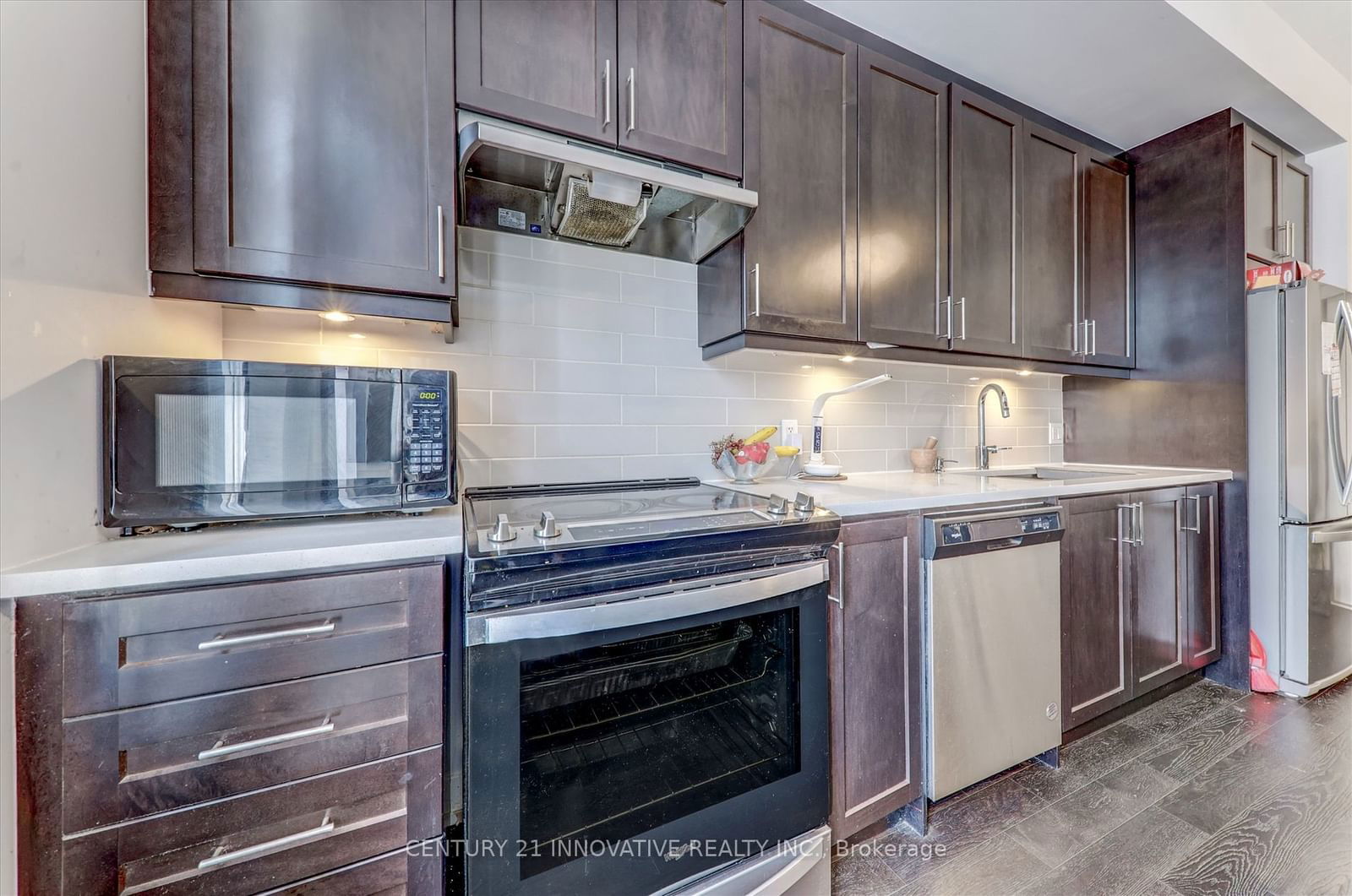 9560 Islington Ave, unit L101 for sale - image #13