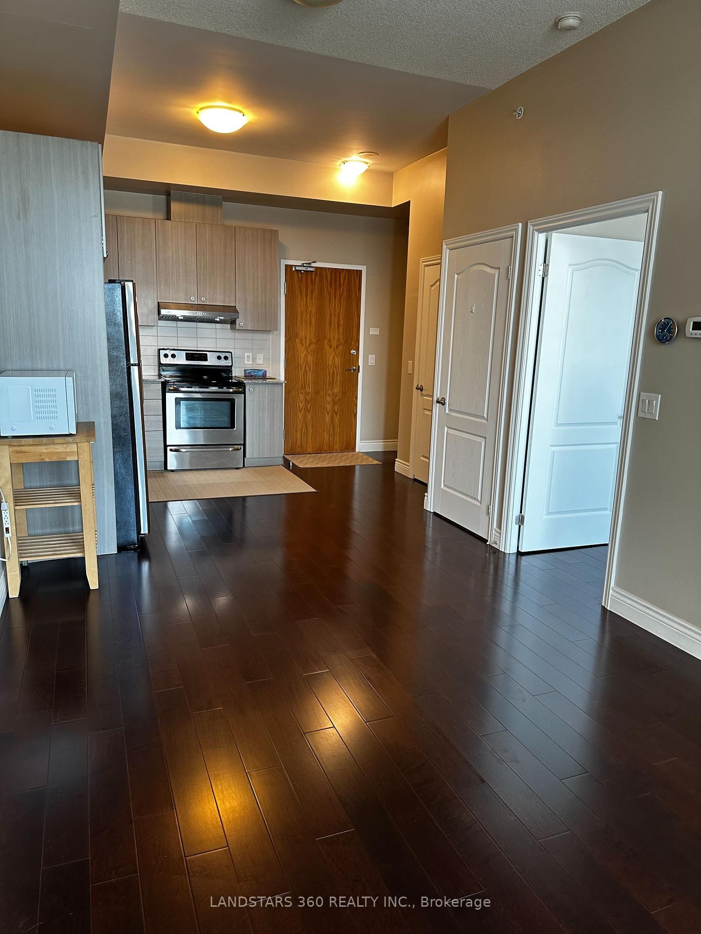 8323 Kennedy Rd, unit 1203 for rent - image #23