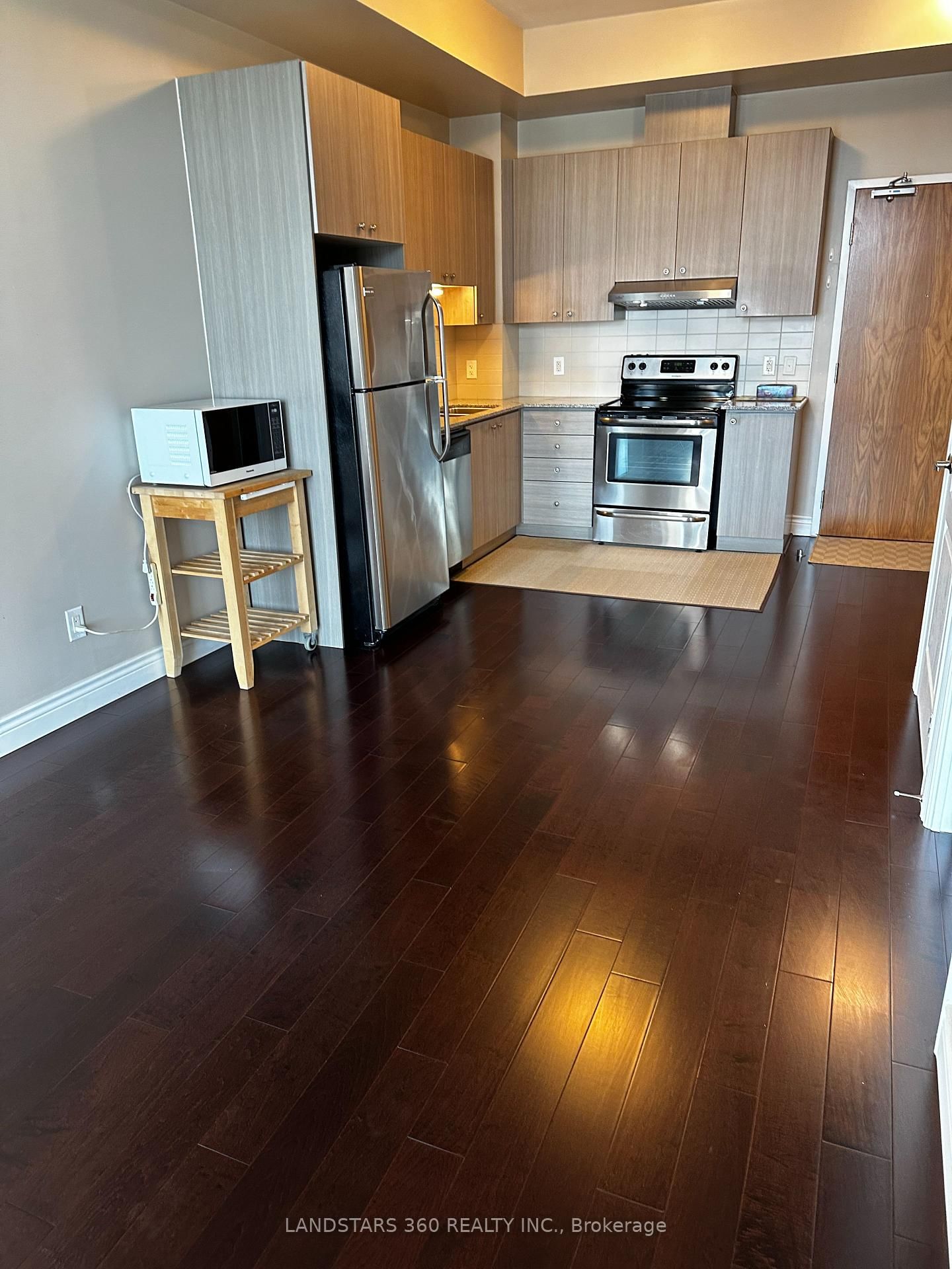 8323 Kennedy Rd, unit 1203 for rent - image #24