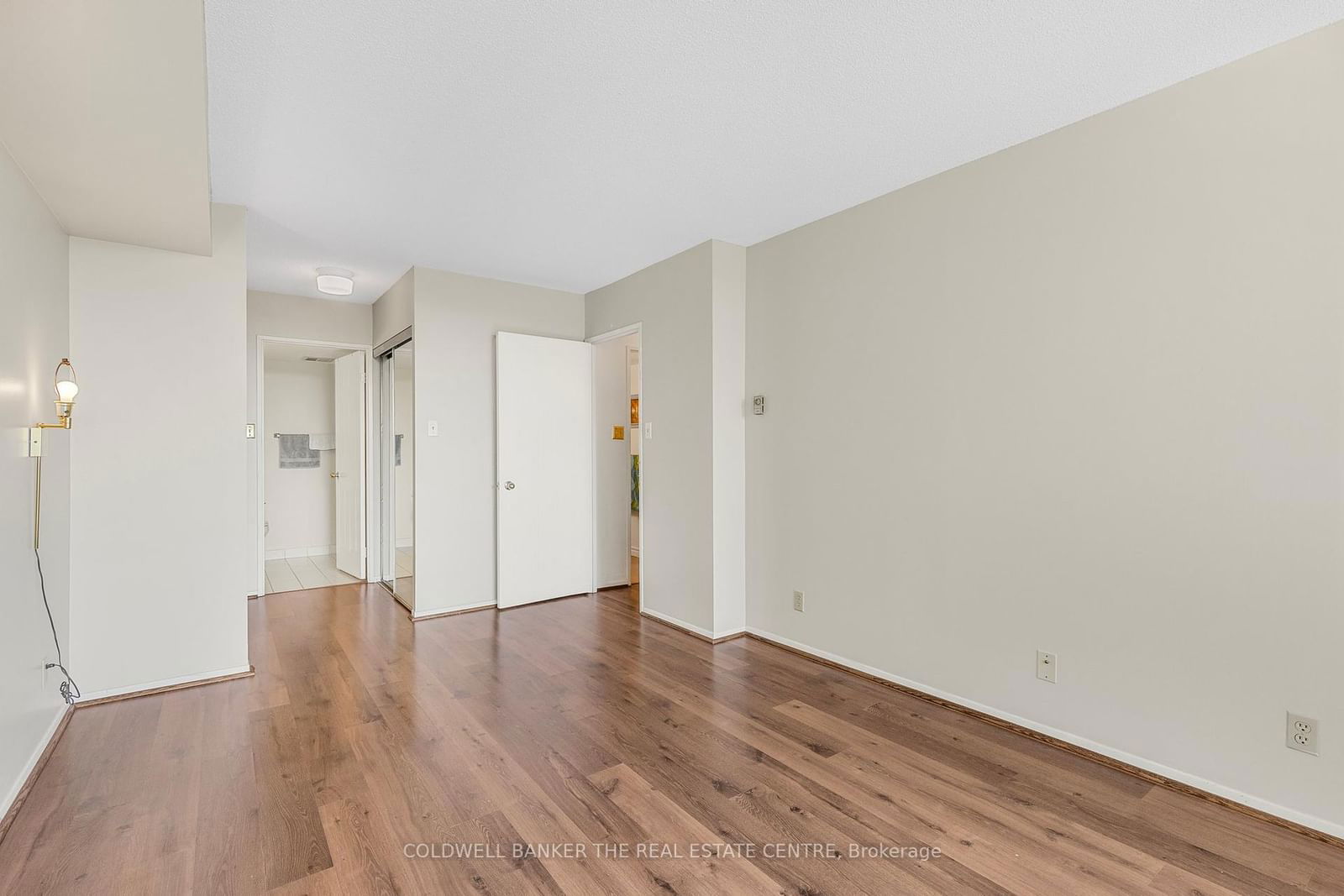 22 Clarissa Dr, unit 1002 for sale - image #26