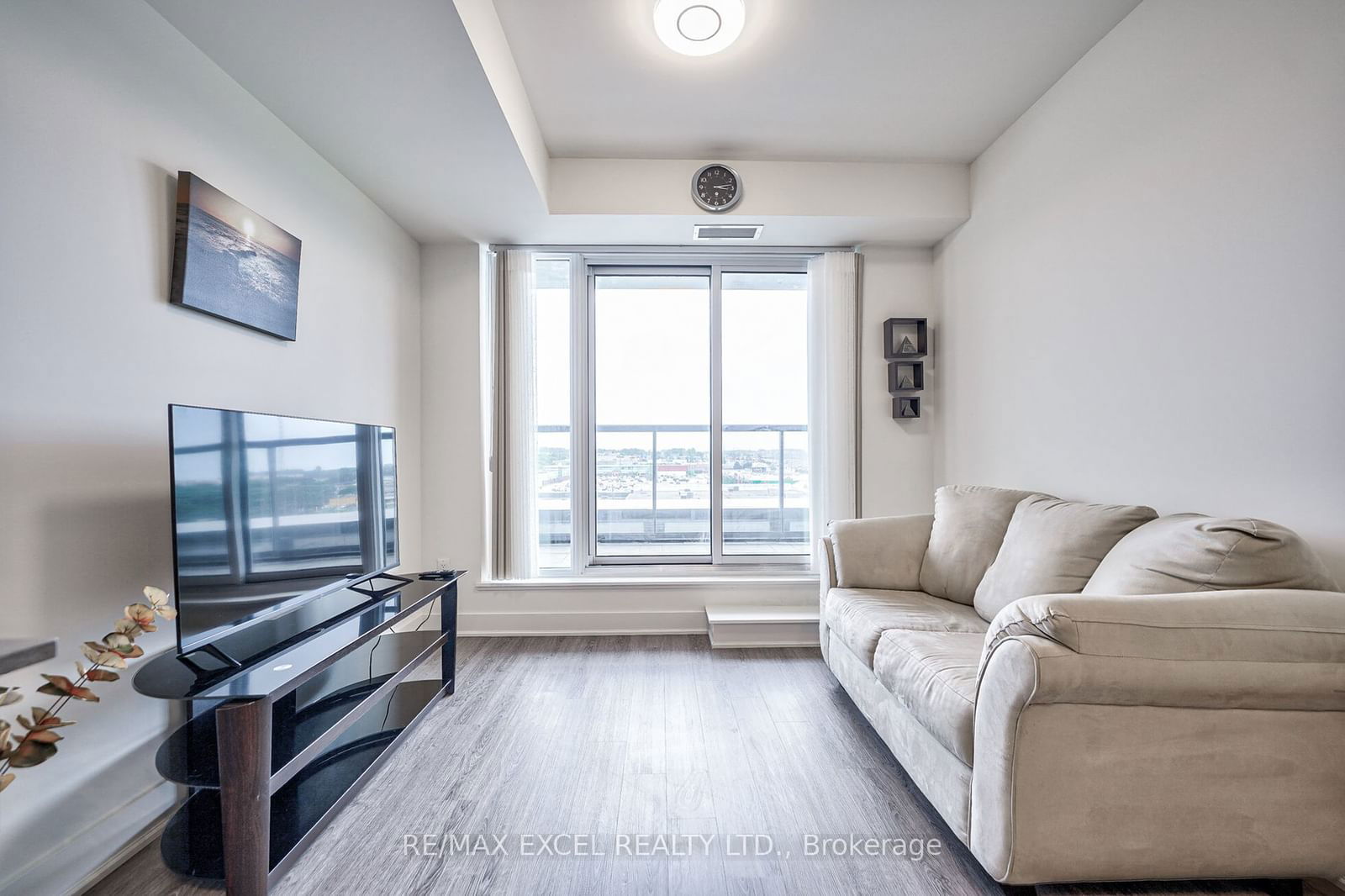 185 Deerfield Rd, unit 506 for sale - image #8