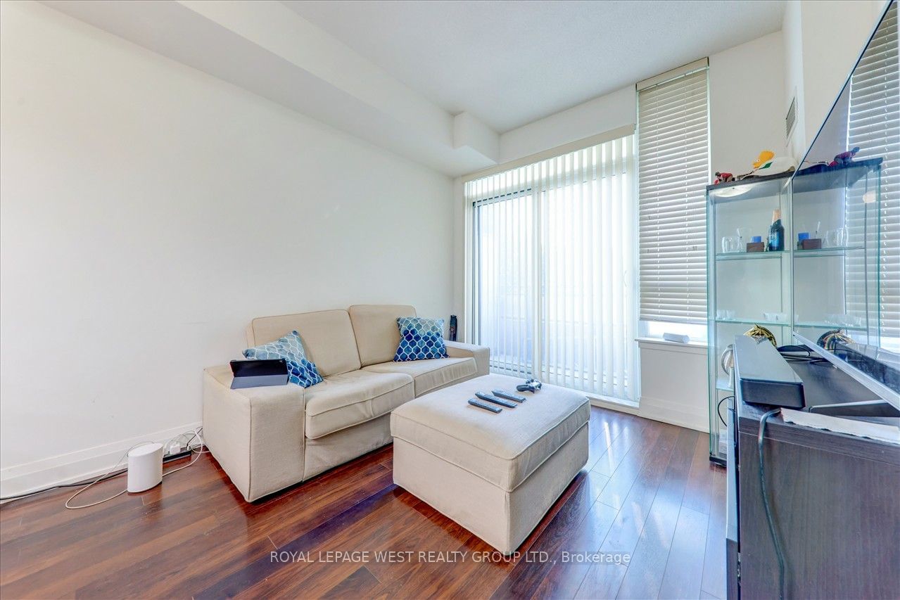 75 North Park Rd, unit 204 for sale - image #21