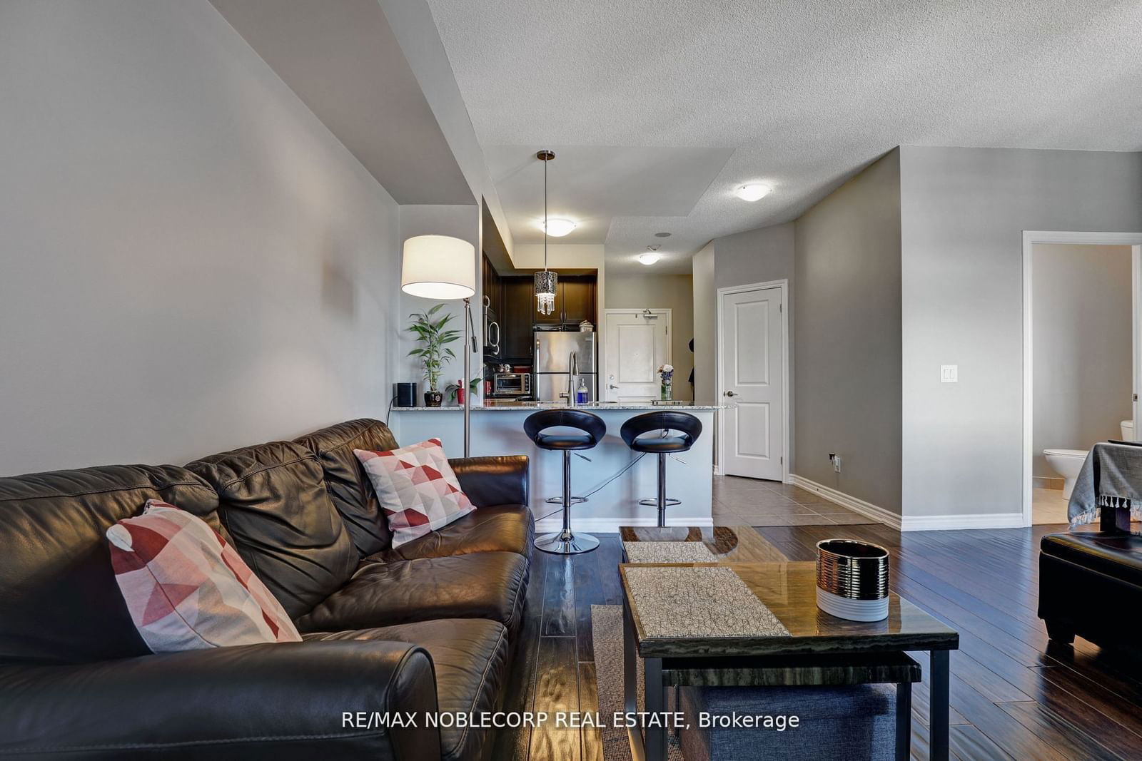 7730 Kipling Ave, unit 907 for sale - image #13