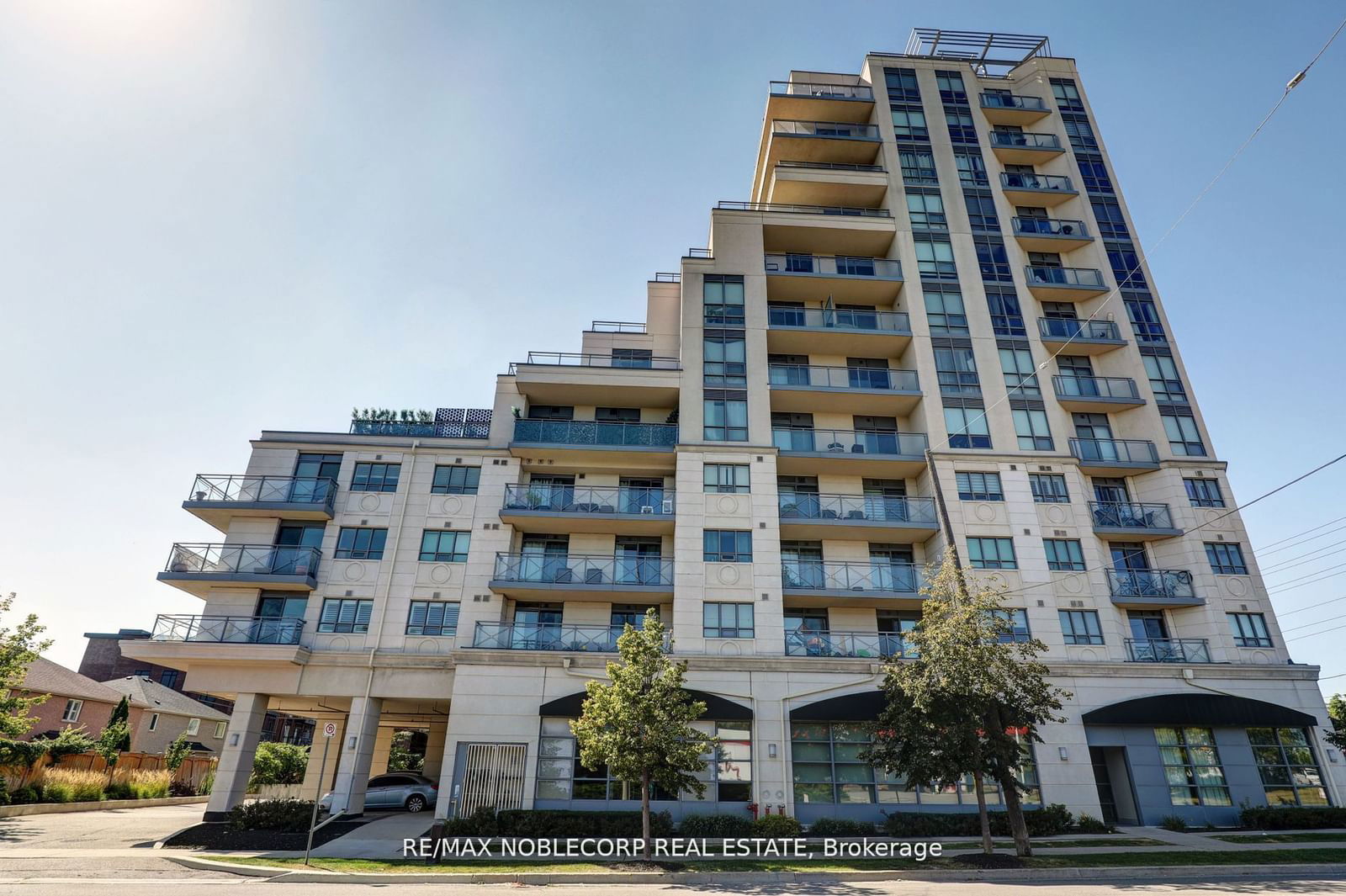 7730 Kipling Ave, unit 907 for sale