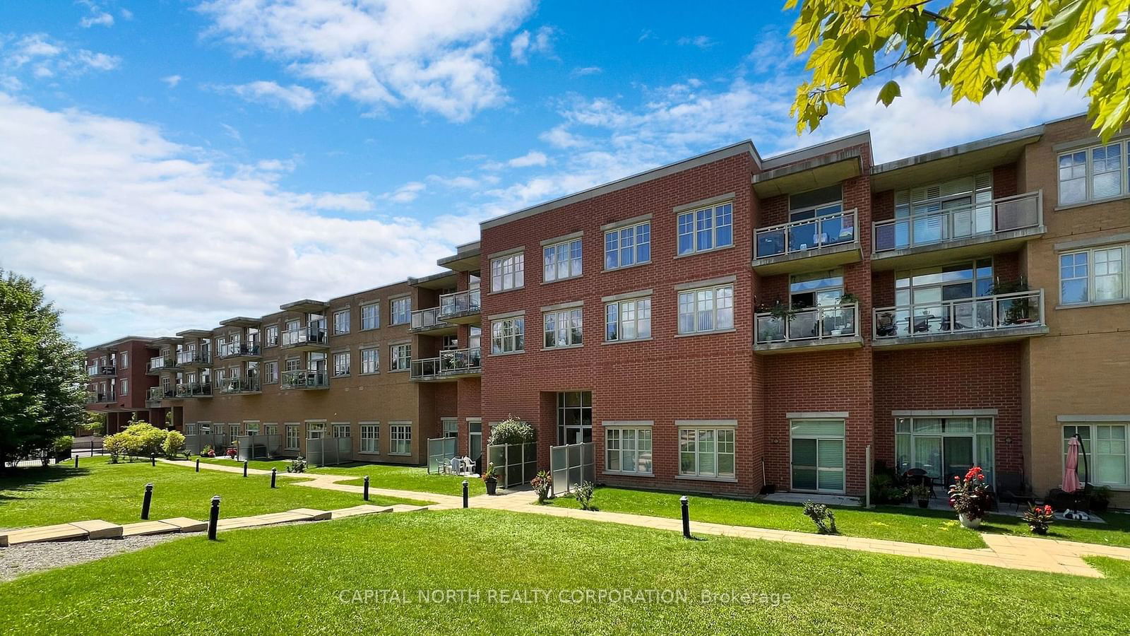 10211 Keele St, unit 216 for sale - image #36