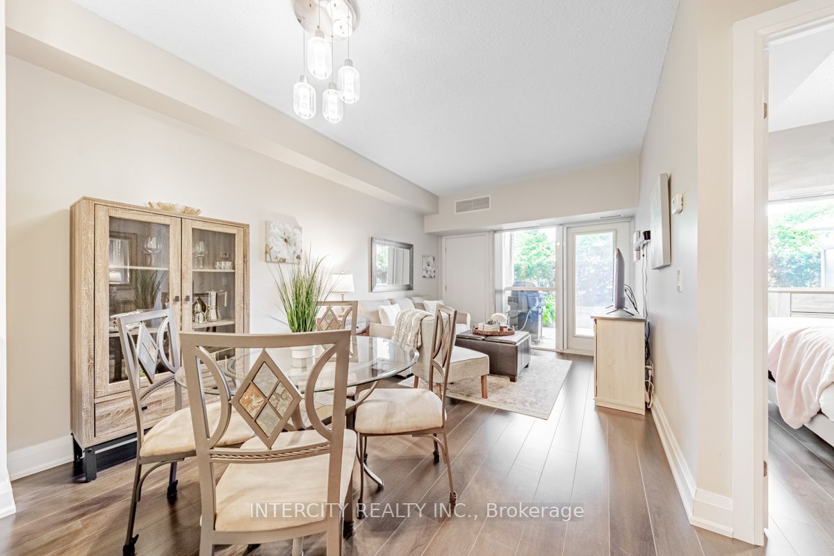 8302 Islington Ave, unit 112 for sale - image #1