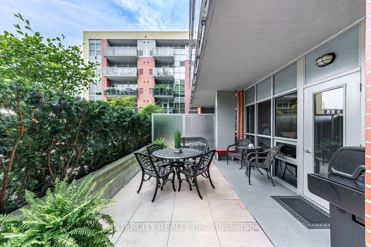 8302 Islington Ave, unit 112 for sale - image #27