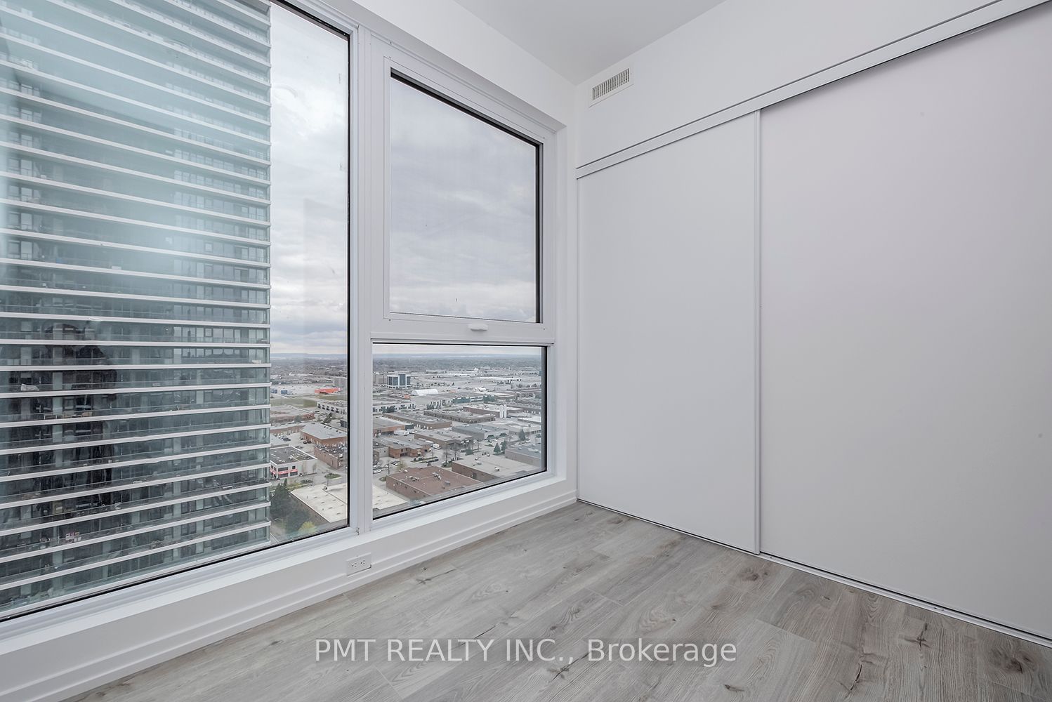 1000 Portage Pkwy, unit 2611 for sale