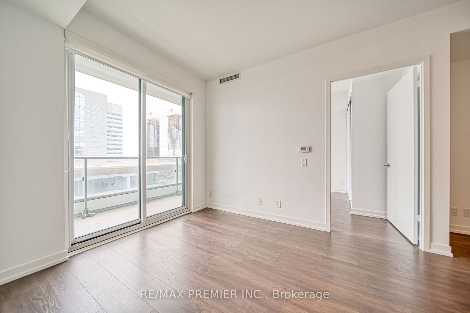 5 Buttermill Ave, unit 603 for sale - image #26