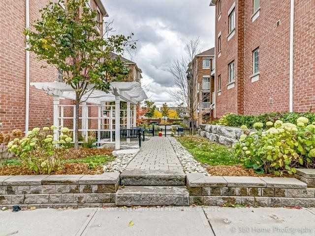 Hampshire Mews Townhomes, Richmond Hill, Toronto