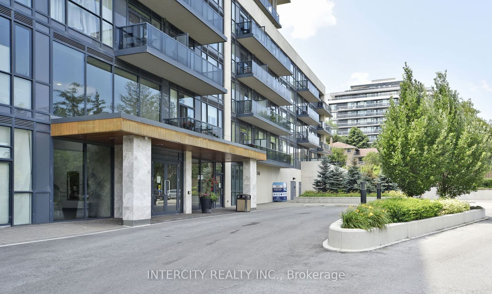 4700 Highway 7, unit 522 for sale - image #3