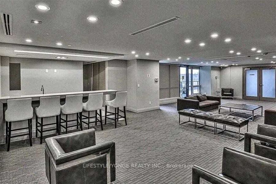 9090 Yonge St, unit 1102B for sale - image #30