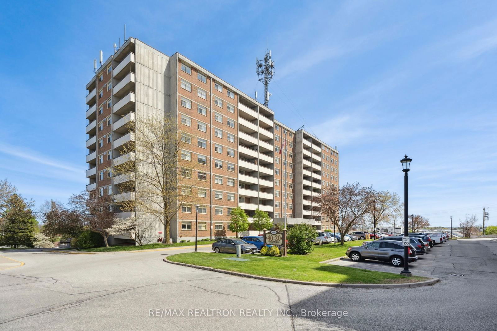 40 William Roe Blvd, unit 603 for rent