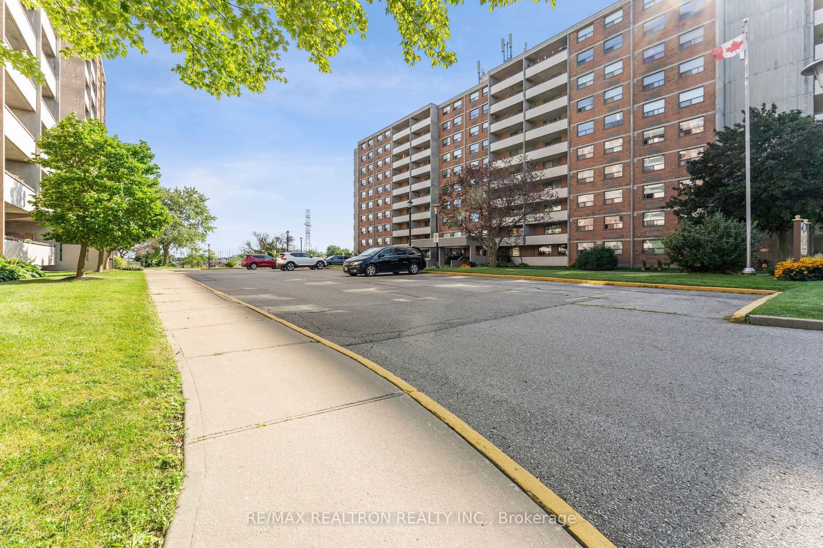 40 William Roe Blvd, unit 603 for rent