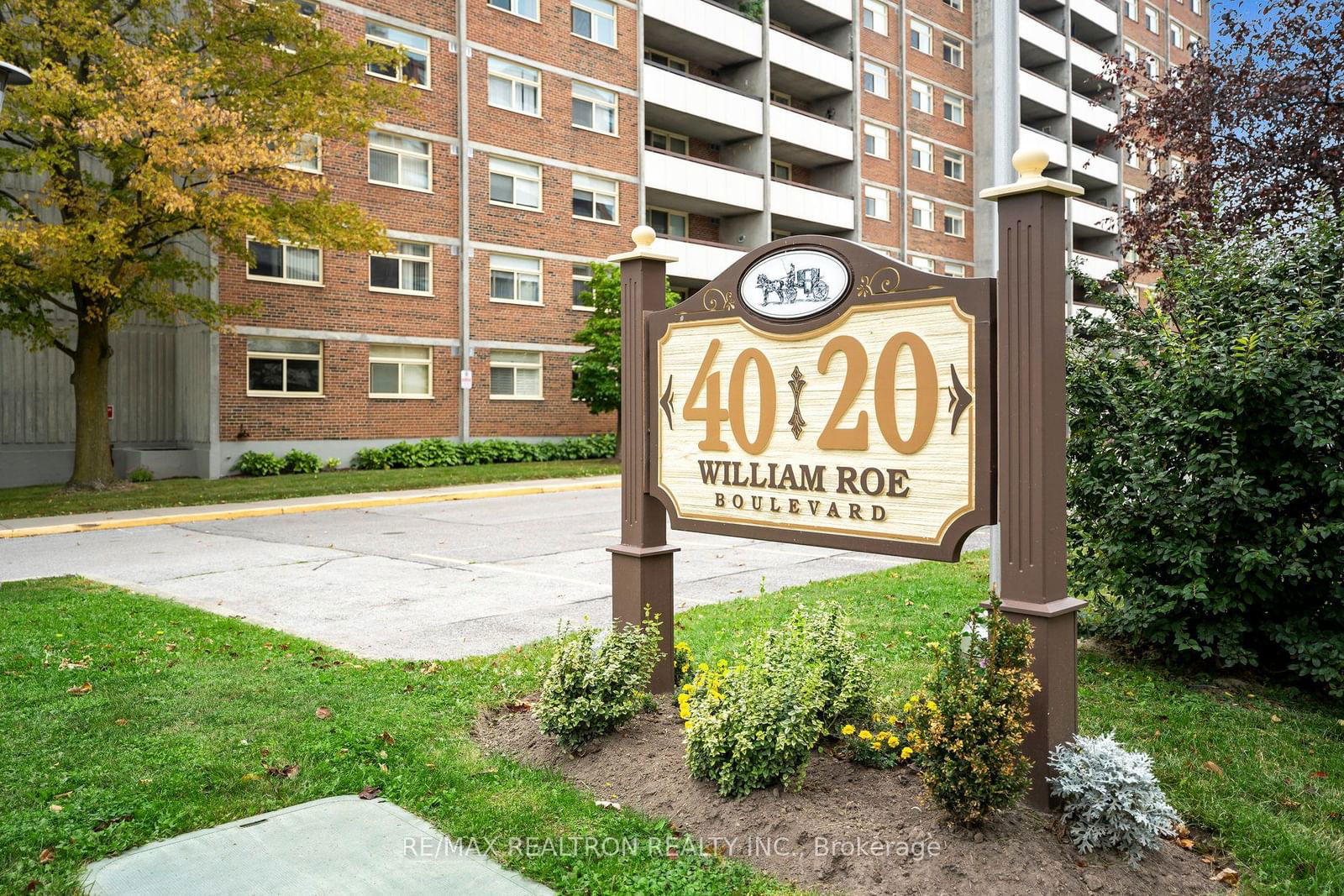 40 William Roe Blvd, unit 603 for rent