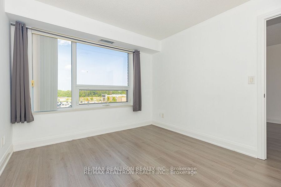 8200 Birchmount Rd, unit 716 for rent - image #18