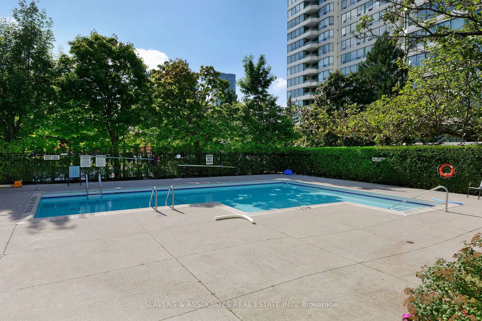 110 Promenade Circ, unit 204 for sale - image #27