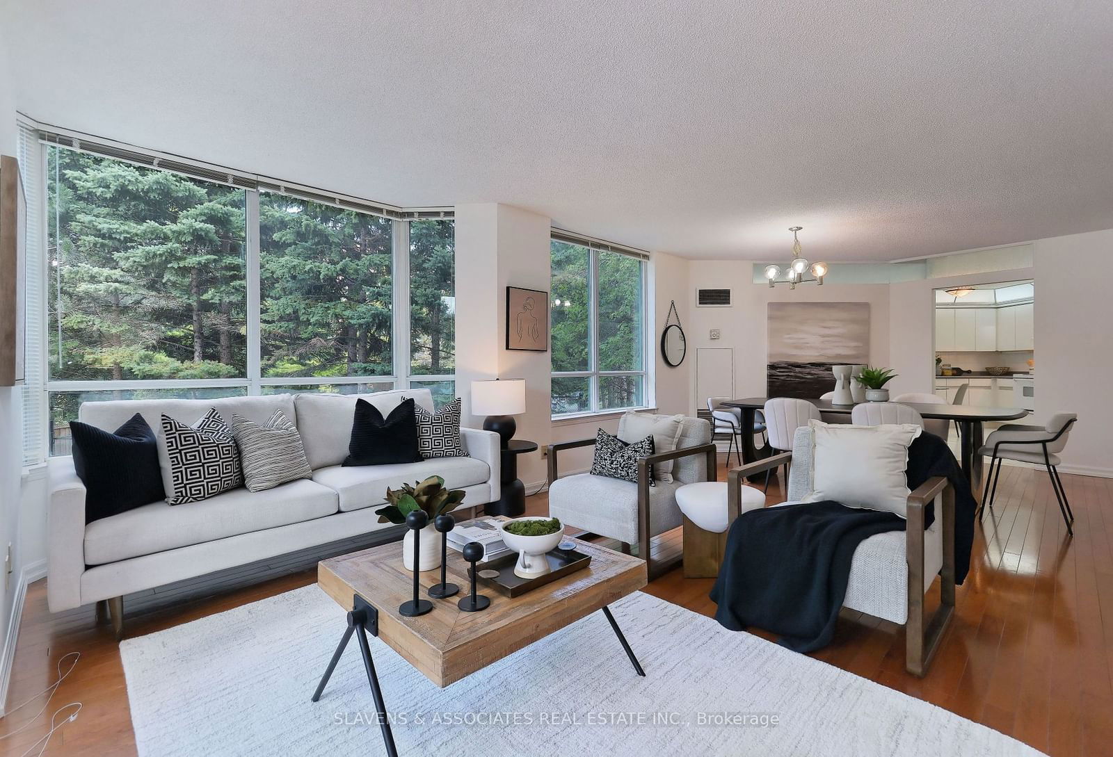 110 Promenade Circ, unit 204 for sale - image #7