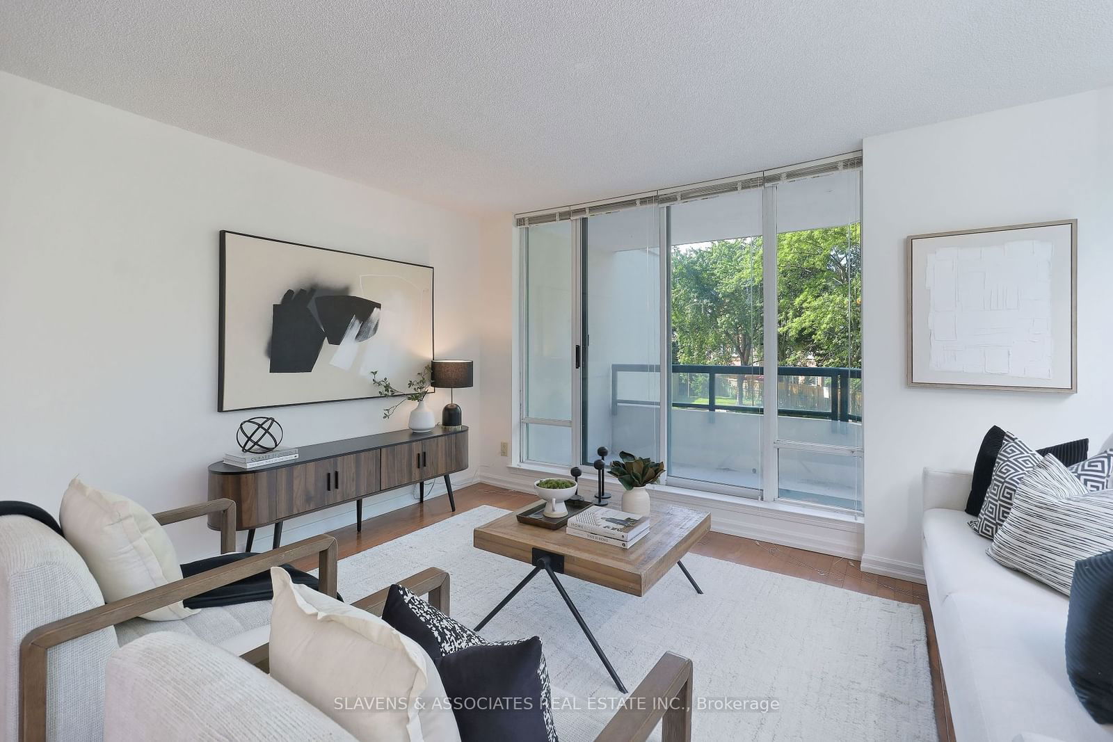 110 Promenade Circ, unit 204 for sale - image #8