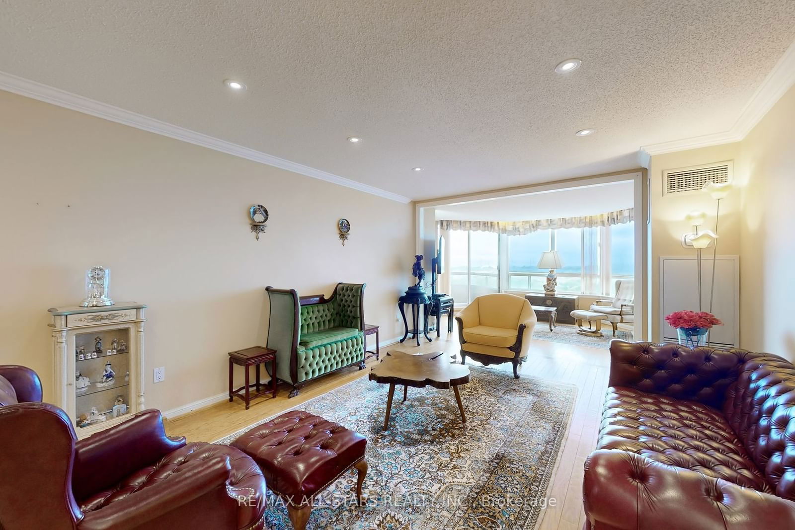 610 Bullock Dr, unit 1506 for sale - image #12