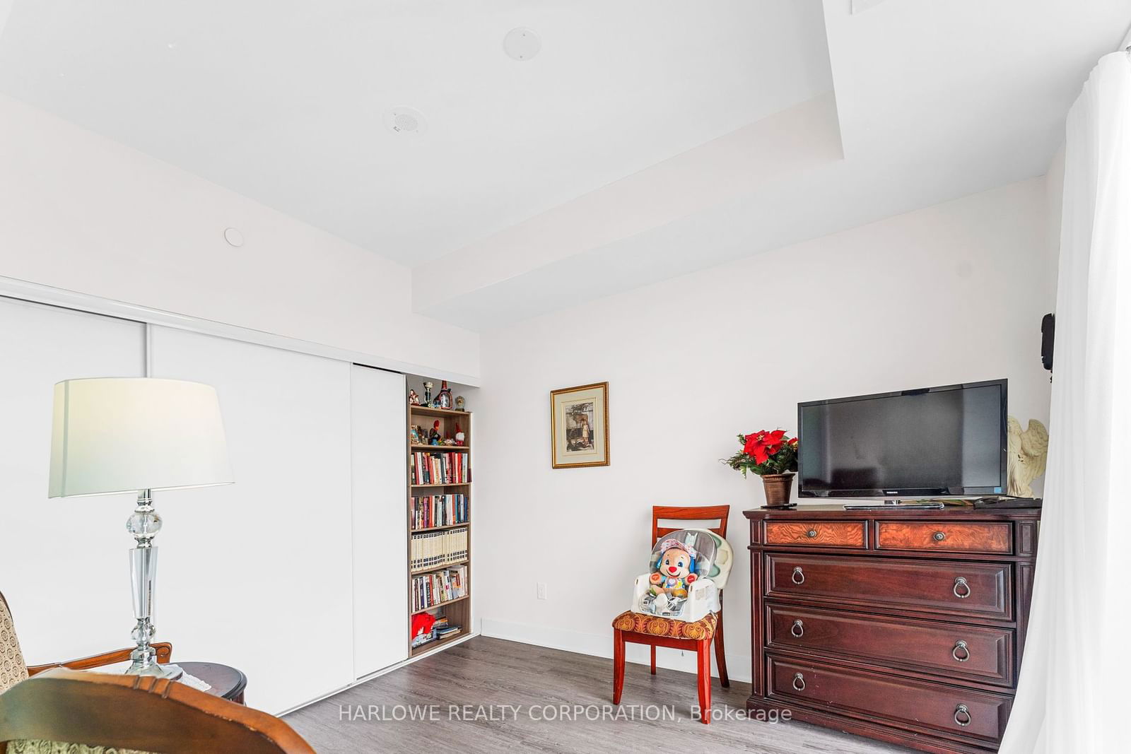 185 Deerfield Rd, unit 705 for sale - image #10