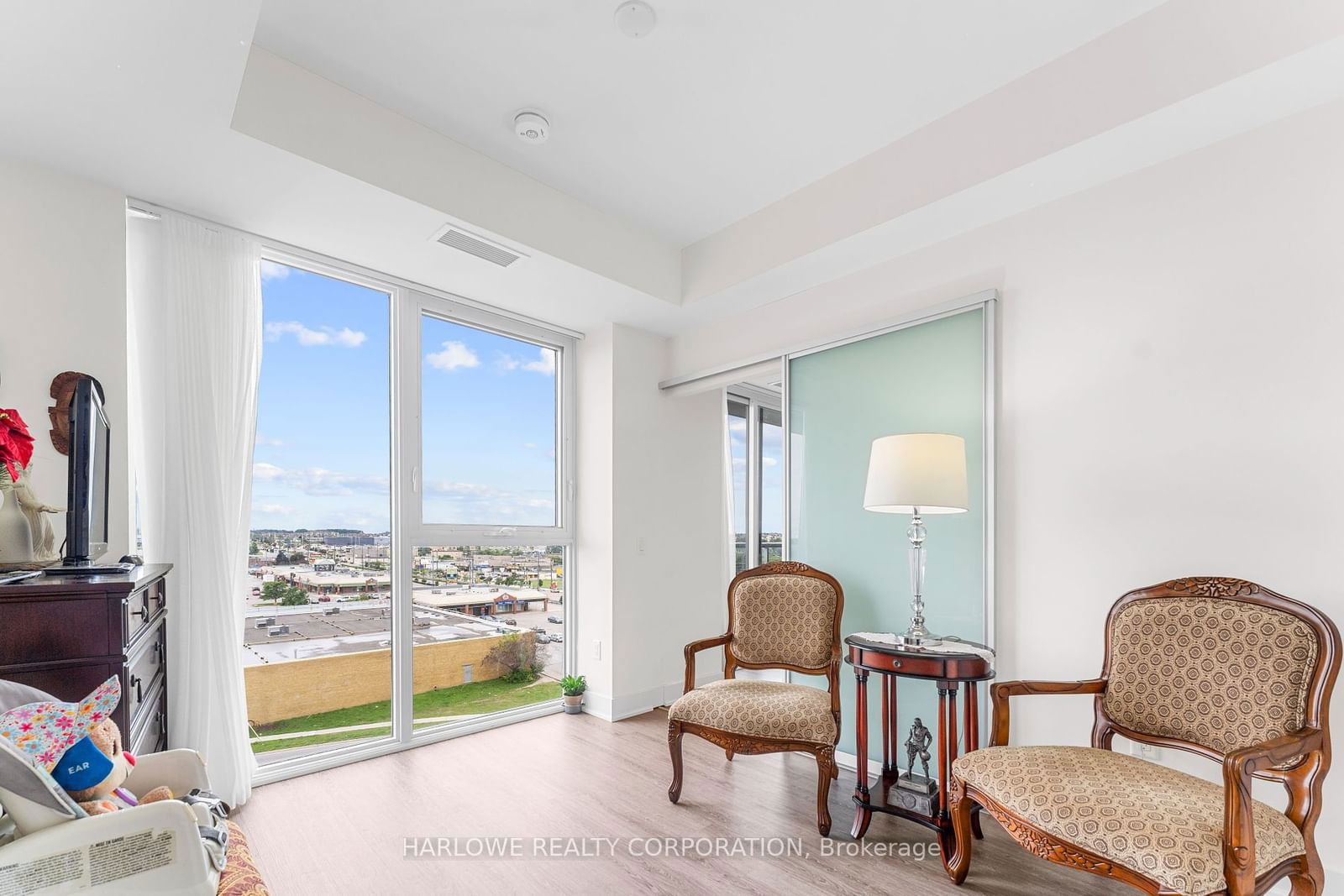 185 Deerfield Rd, unit 705 for sale - image #11