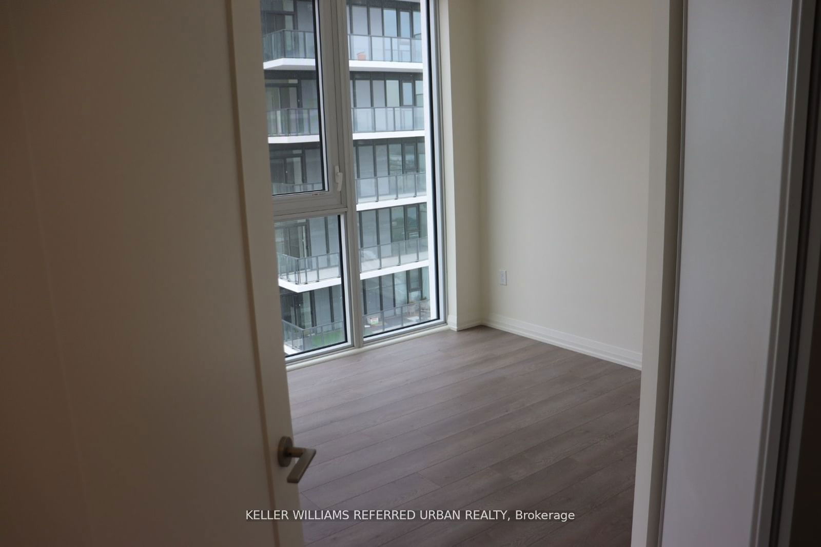 9000 Jane St, unit 2305 for sale - image #5