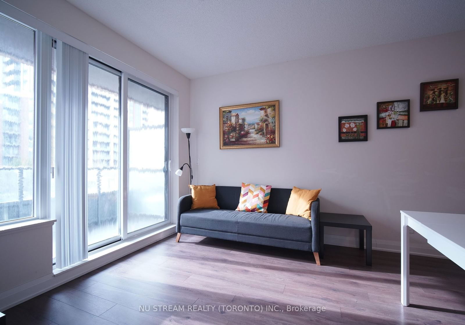 28 Uptown Dr, unit 223 for rent - image #7