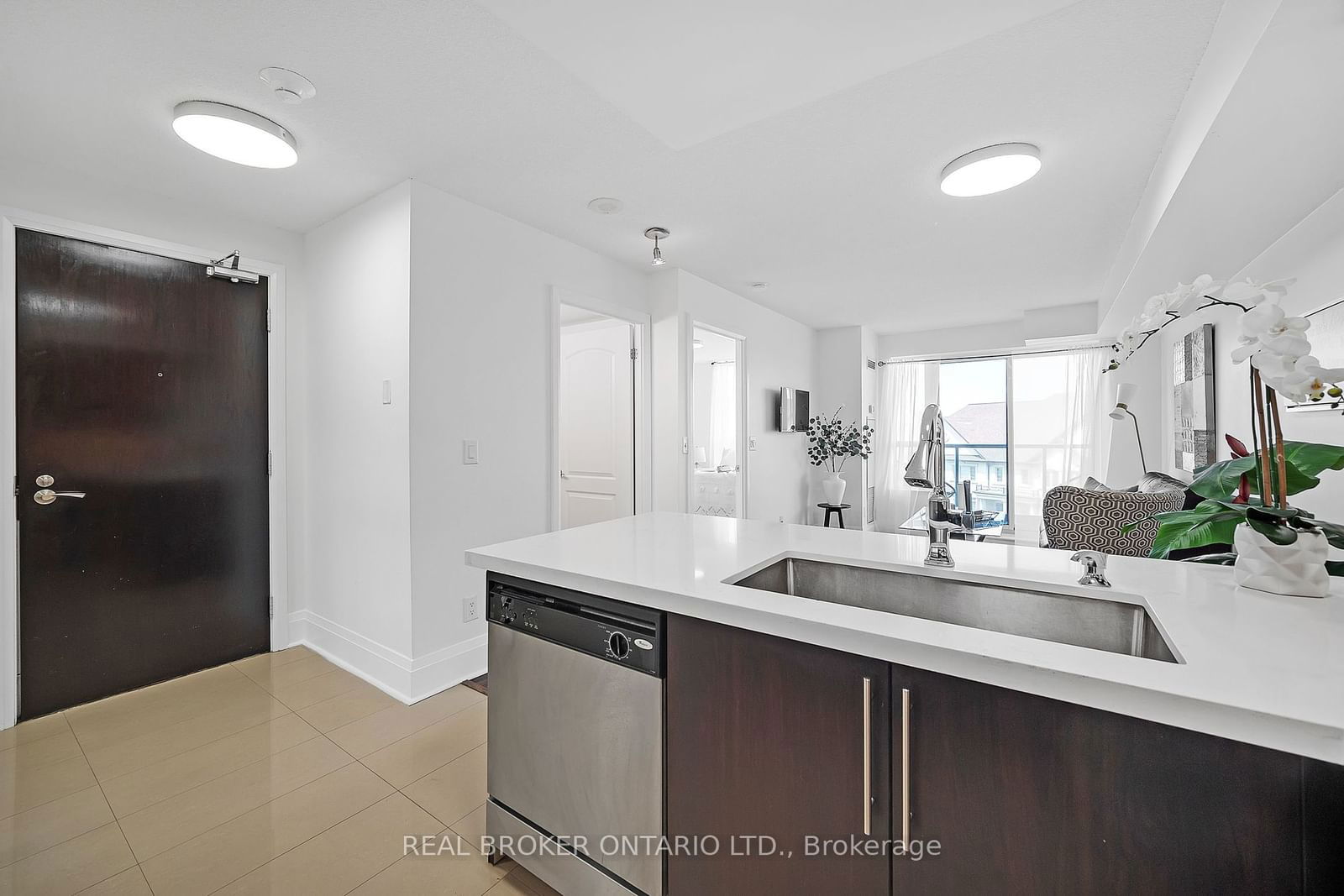 30 North Park Rd, unit 421 for sale - image #12