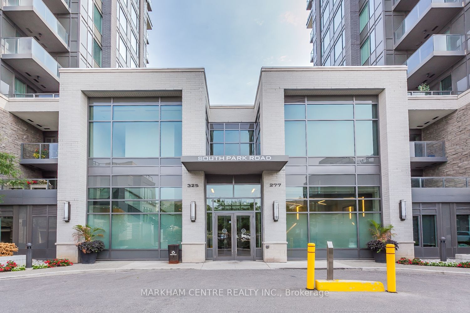 325 South Park Rd, unit Ph07 for sale