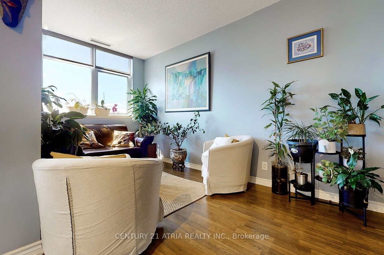 9235 Jane St, unit 1609 for sale