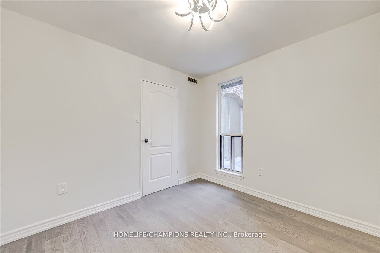 16 Elgin St, unit 325 for sale - image #23