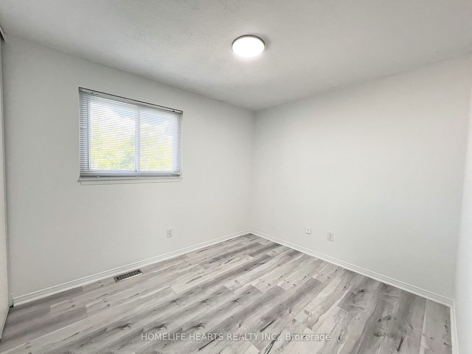 12439 Ninth Line, unit 210 for sale - image #21