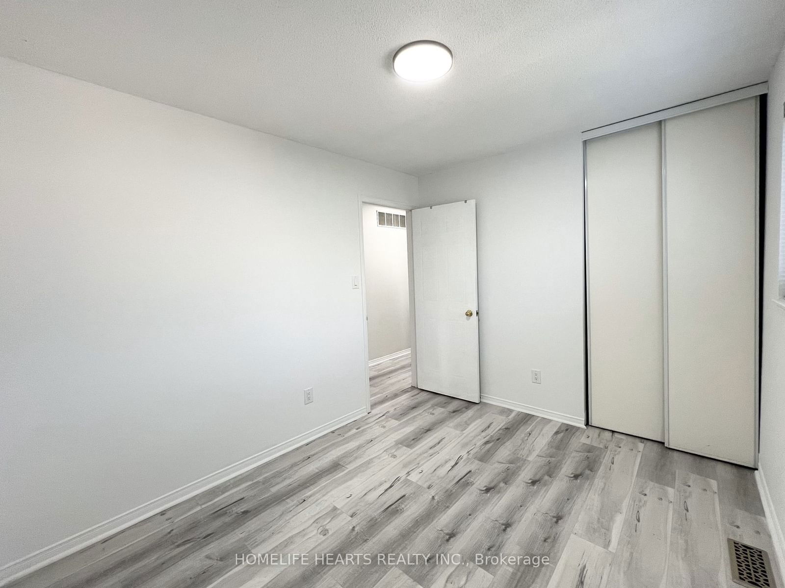 12439 Ninth Line, unit 210 for sale - image #22