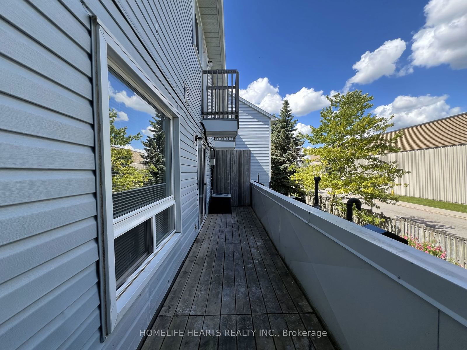 12439 Ninth Line, unit 210 for sale - image #6