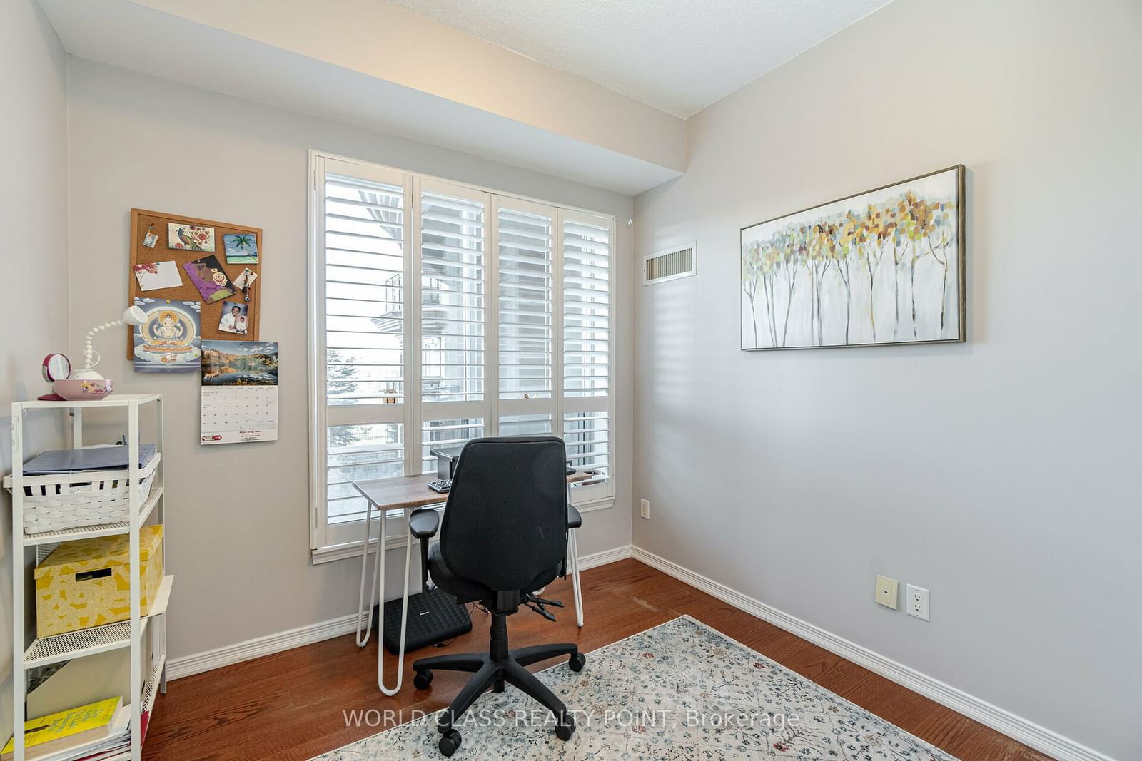 8 Maison Parc Crt, unit 204 for sale - image #26